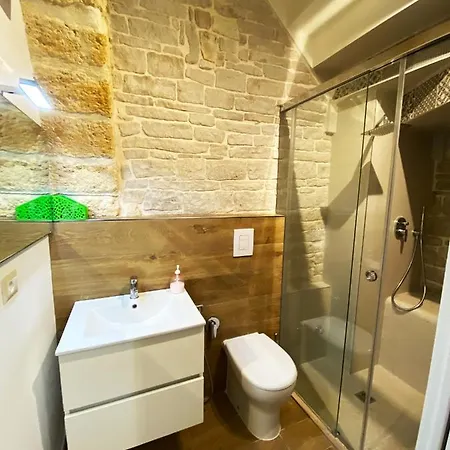 White Apartment *