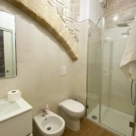 White Apartment *