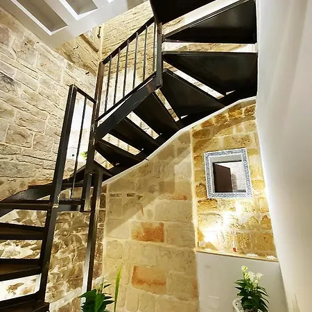 Apartment White Bisceglie