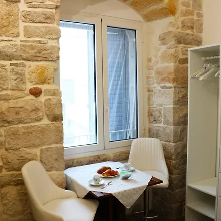 White Apartment *